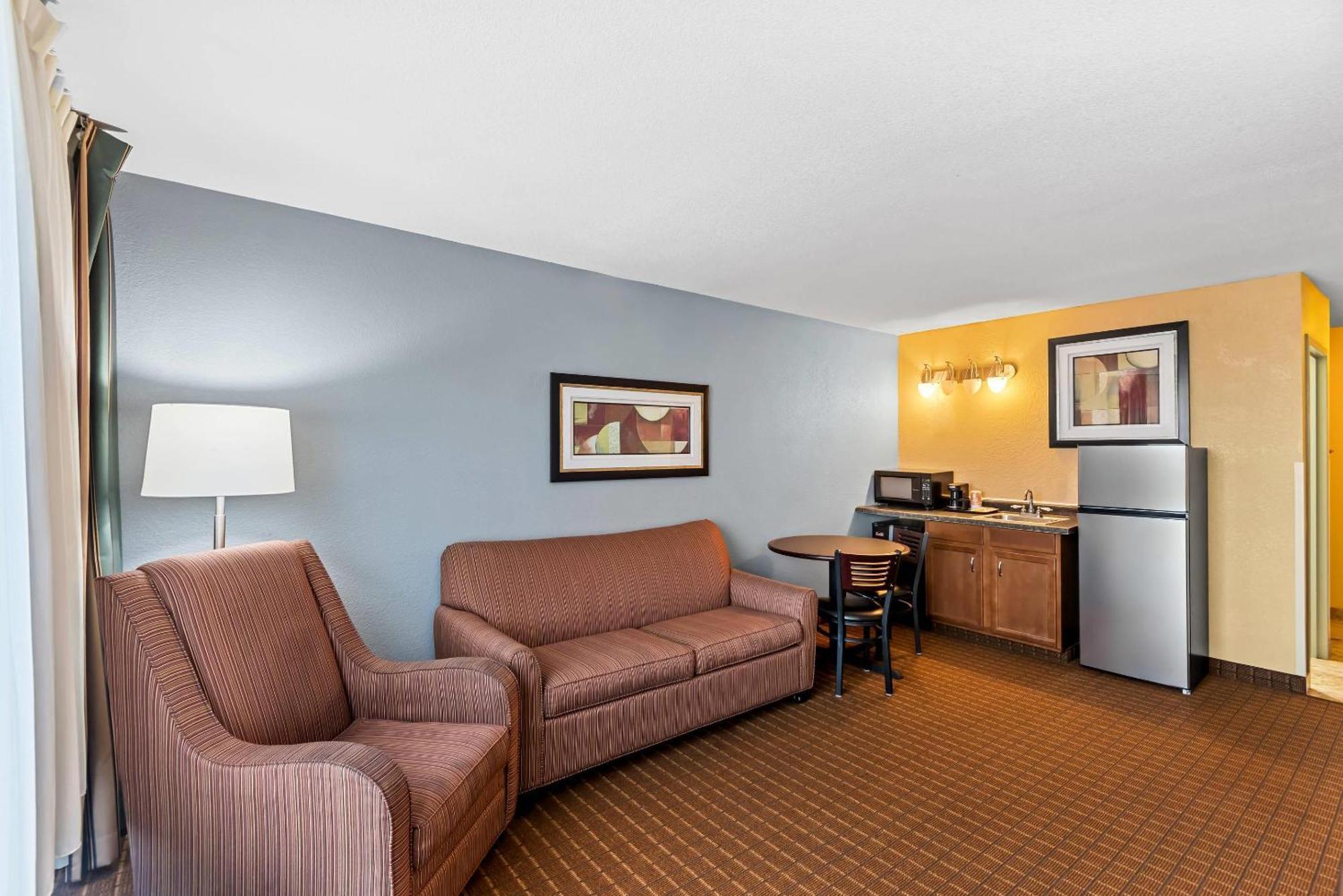Quality Inn フォート・ドッジ エクステリア 写真