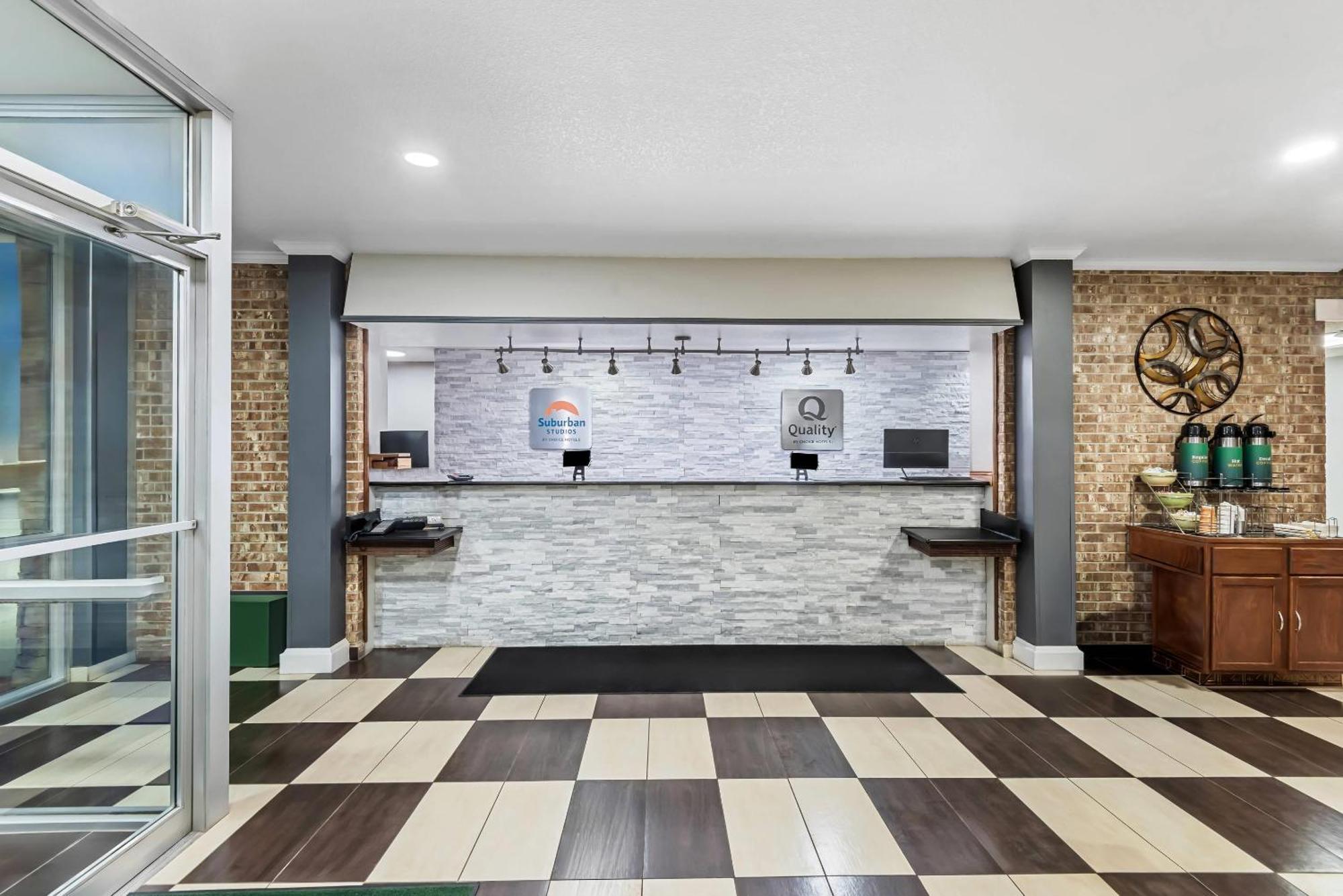 Quality Inn フォート・ドッジ エクステリア 写真